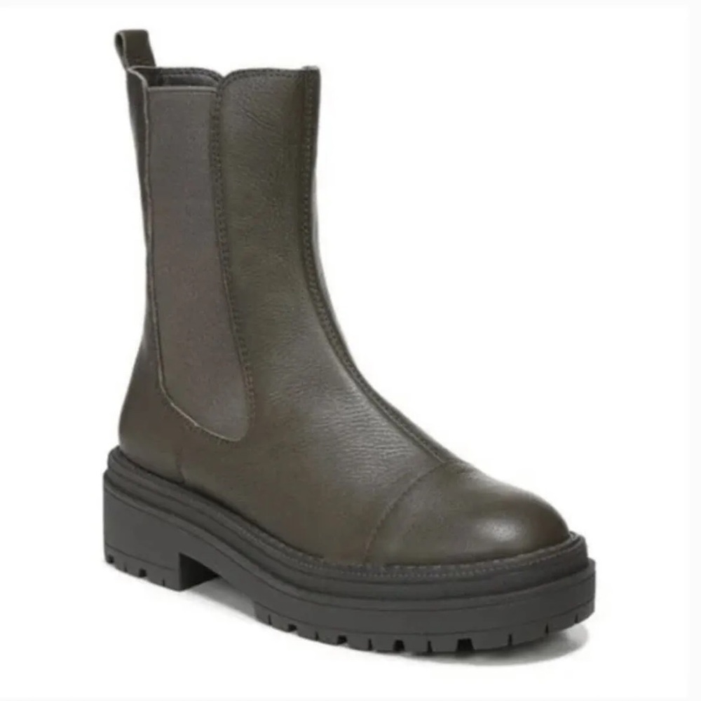 NWT! Sam Edelman Wellington Chelsea Boot Alpine Green Size 8